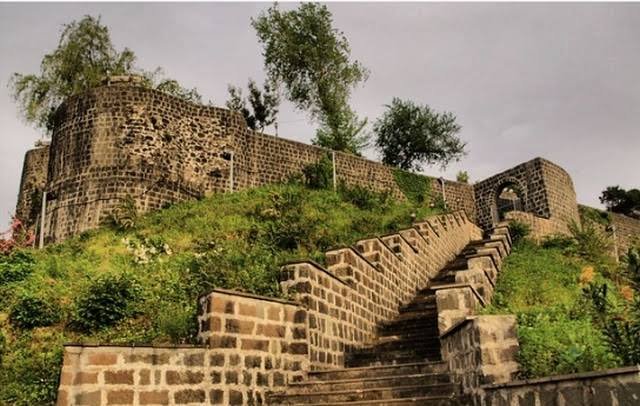 زيارة قلعة رايزا — صورة 2