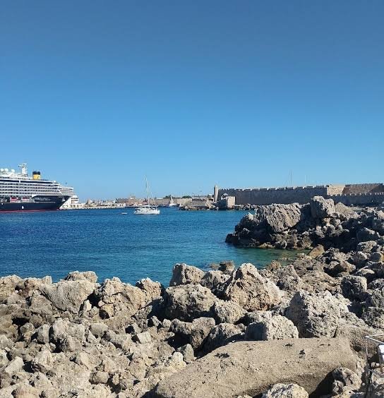 ميناء ماندراكي — صورة 3