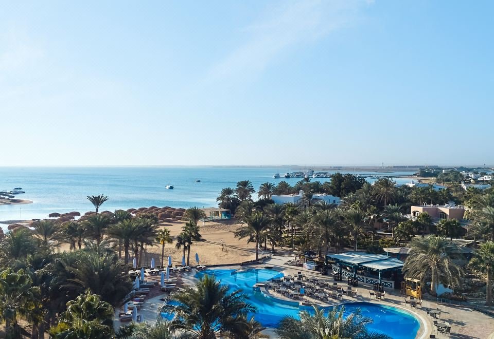 كلوب باراديسيو الجونة البحر الأحمر