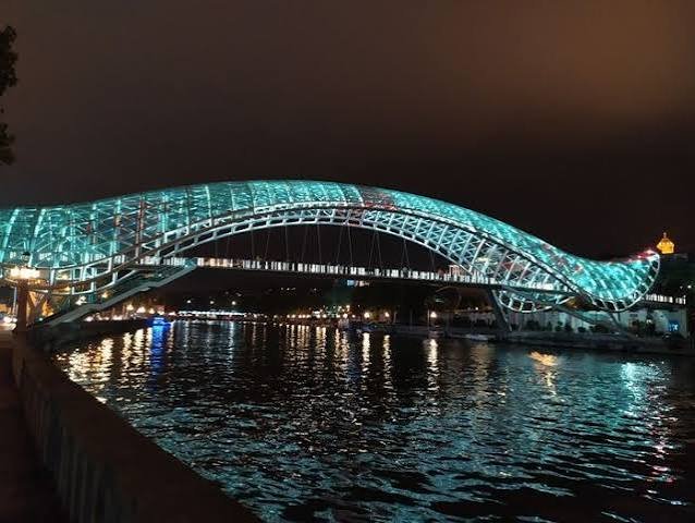 جسر العشاق — صورة 8