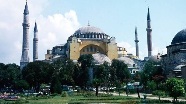 تركيا 14 يوم للعرسان — صورة 17