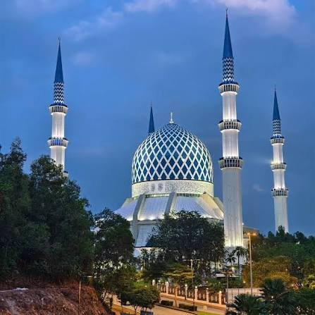 مسجد السلطان صلاح الدين عبد العزيز شاه — صورة 14