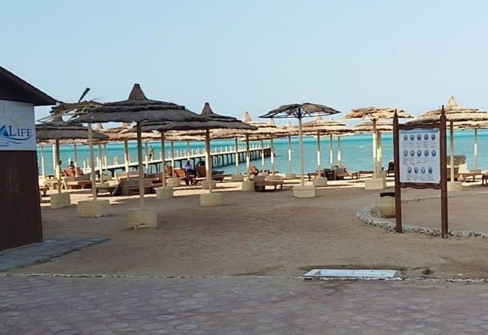 منتجع رويال بيتش الغردقة