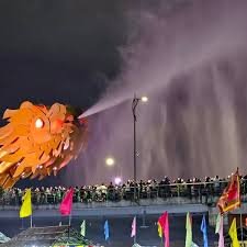 عرض نفس النار والماء من جسر التنين — صورة 5