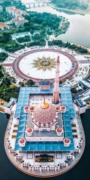 مسجد يوتراجايا — صورة 5